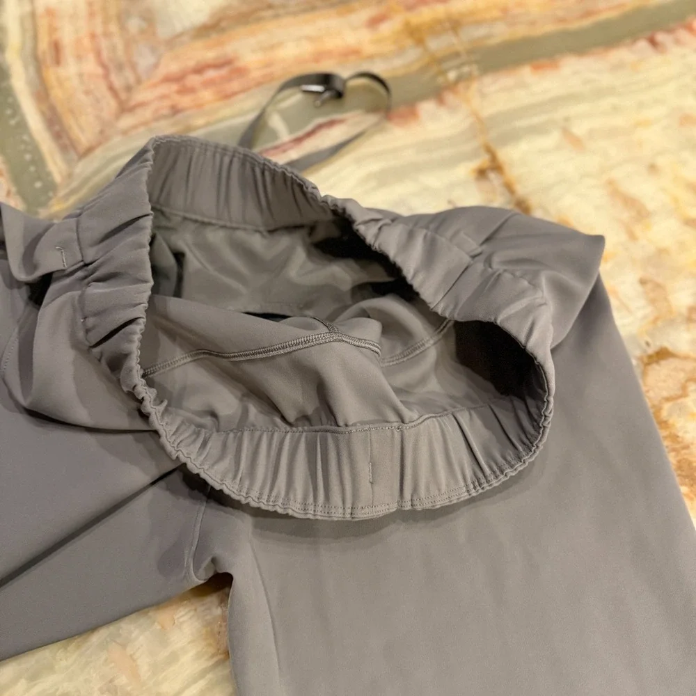 Lululemon Mens On the Fly Jogger Pants Gray Tapered Leg Activewear Drawstring L